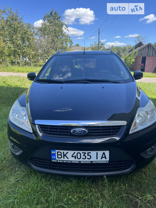 2010 ford focus