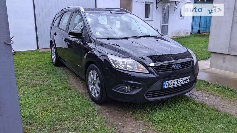 2010 ford focus