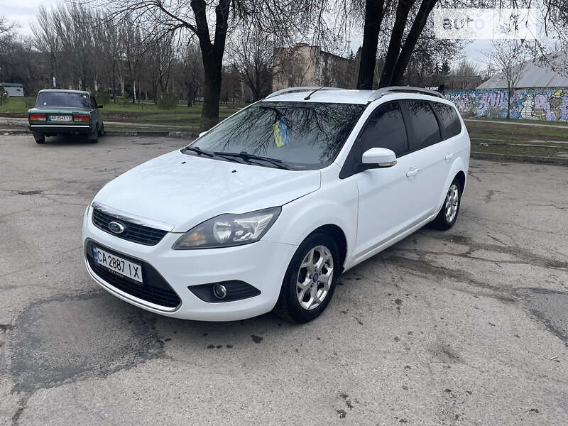 2010 ford focus