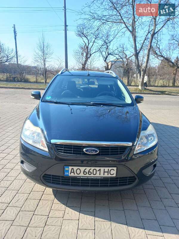 2010 ford focus
