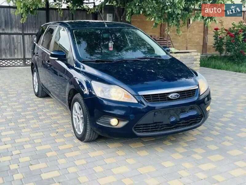 2010 ford focus