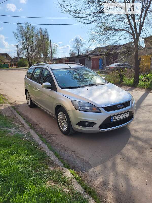 2010 ford focus