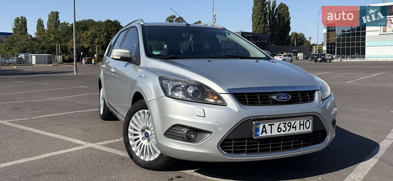 2010 ford focus