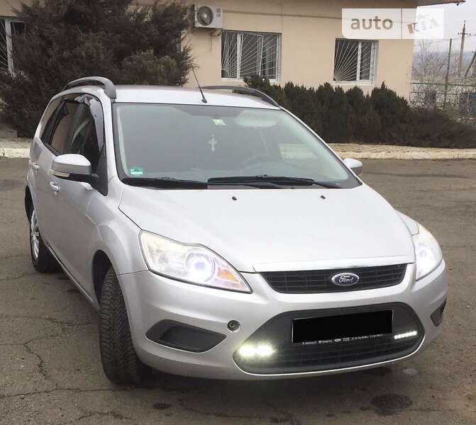 2010 ford focus