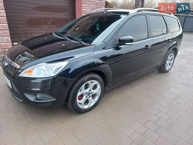 2010 ford focus