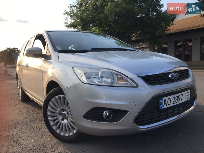 2010 ford focus