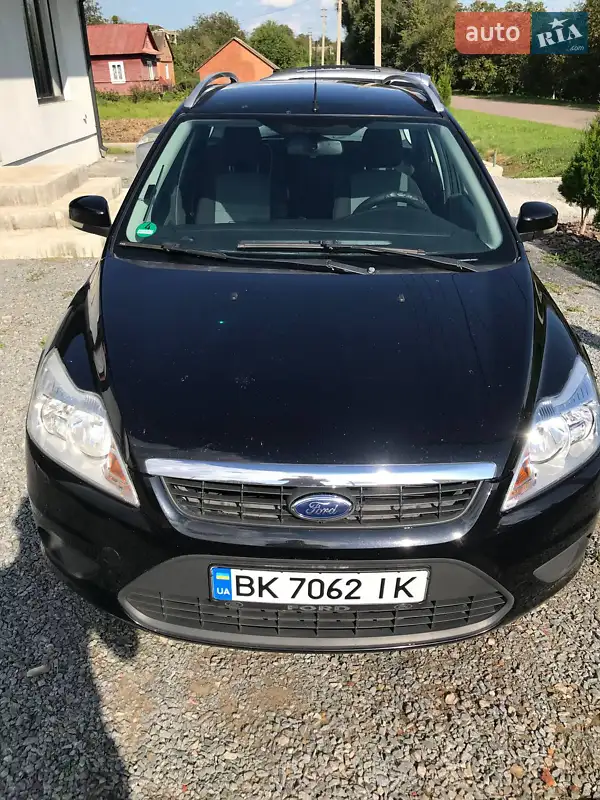 2010 ford focus