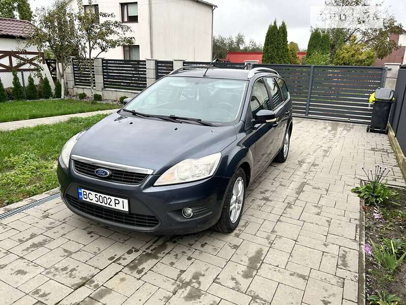 2010 ford focus