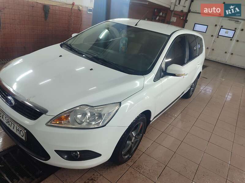 2010 ford focus
