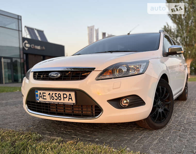 2010 ford focus