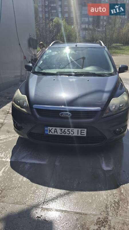 2010 ford focus