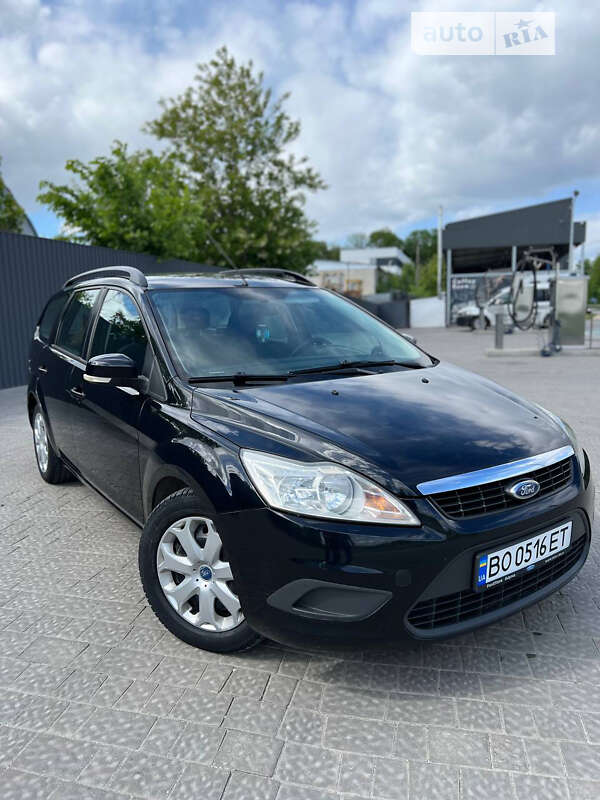 2010 ford focus