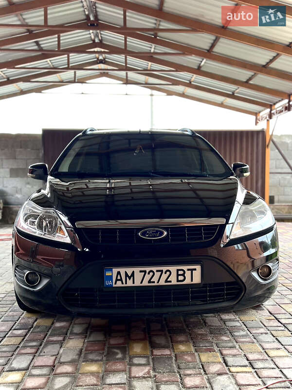 2010 ford focus