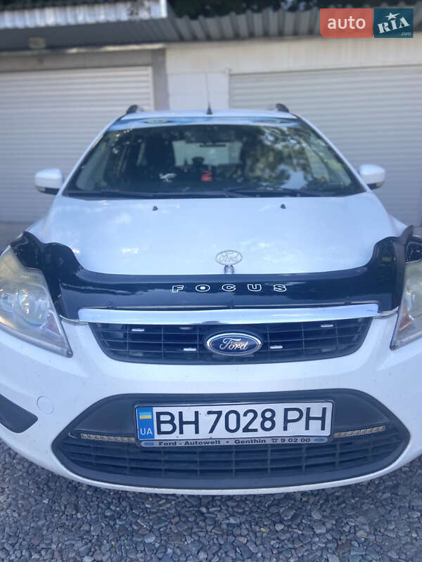 2010 ford focus