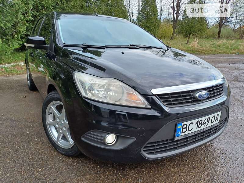 2010 ford focus