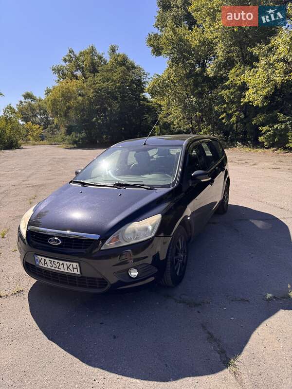 2010 ford focus