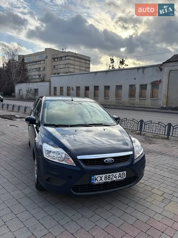 2010 ford focus