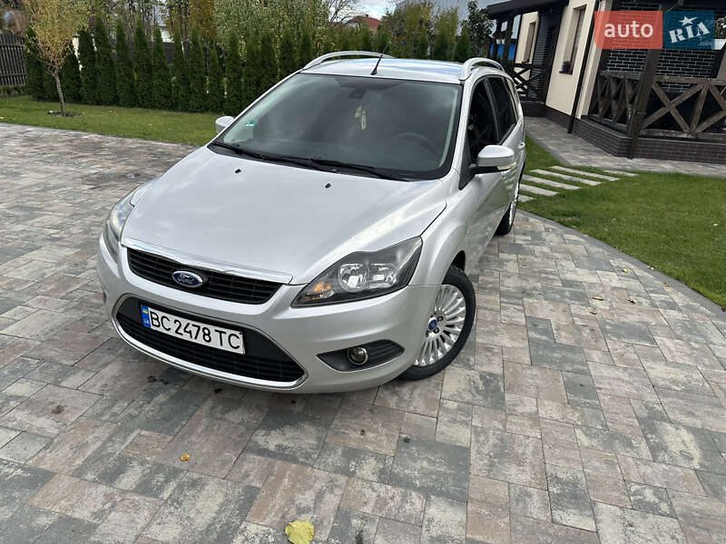 2010 ford focus