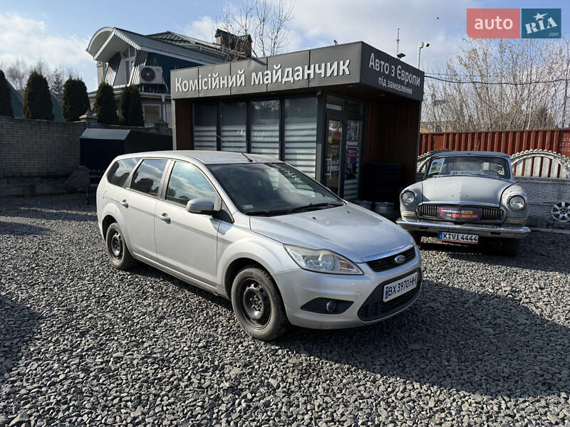 2010 ford focus