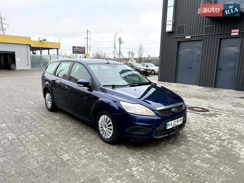 2010 ford focus