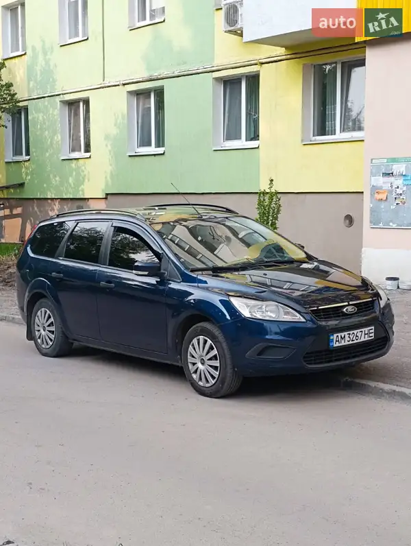 2010 ford focus