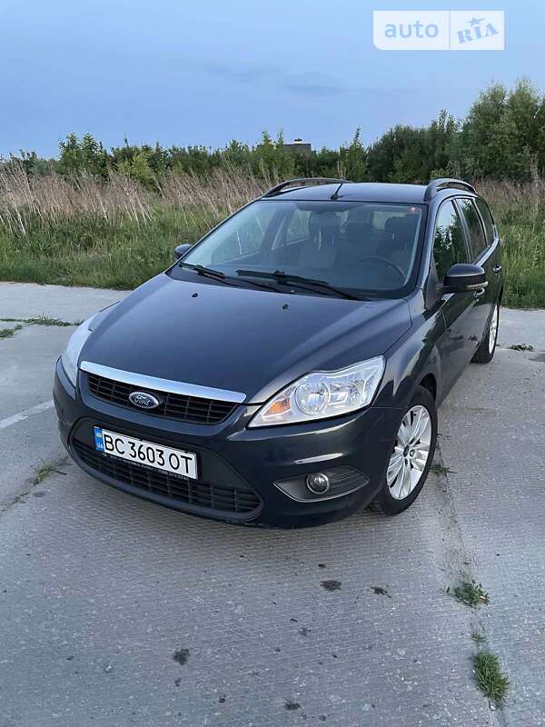 2010 ford focus