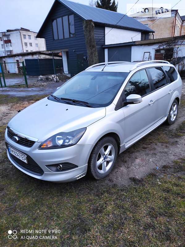2010 ford focus
