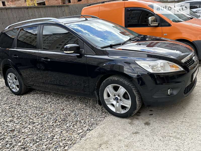 2010 ford focus