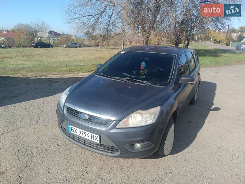 2010 ford focus