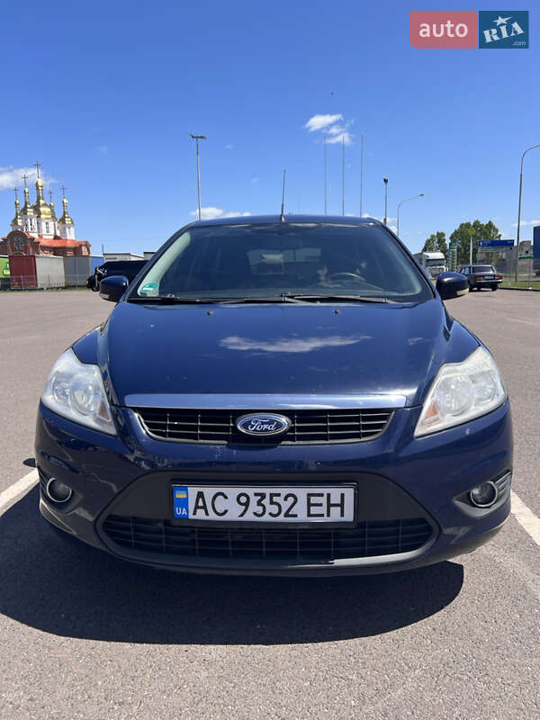 2010 ford focus