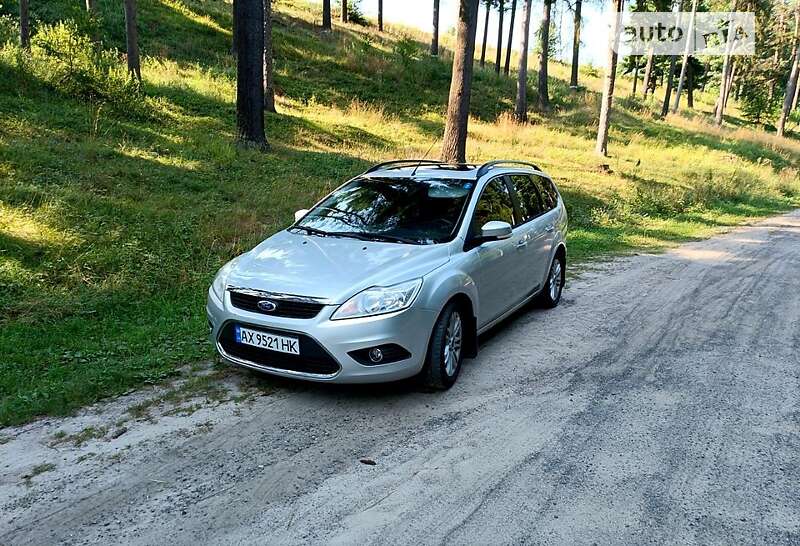 2010 ford focus