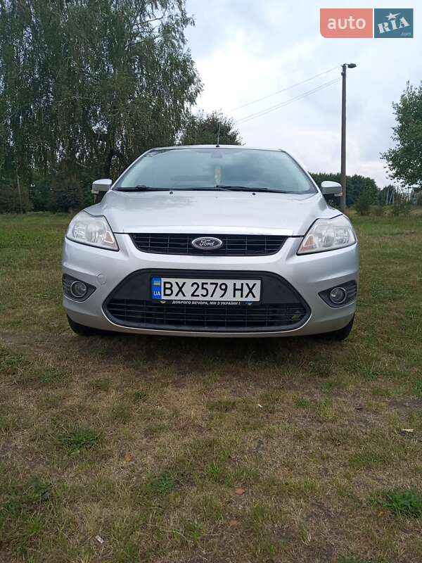 2010 ford focus