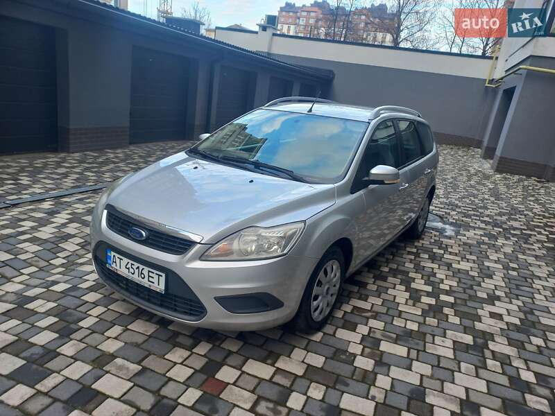 2010 ford focus
