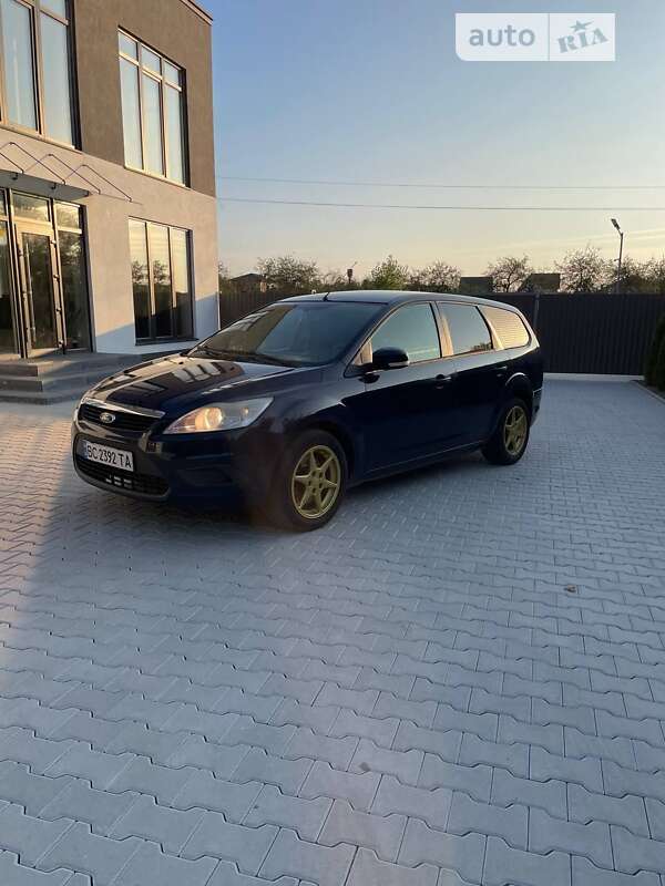 2010 ford focus