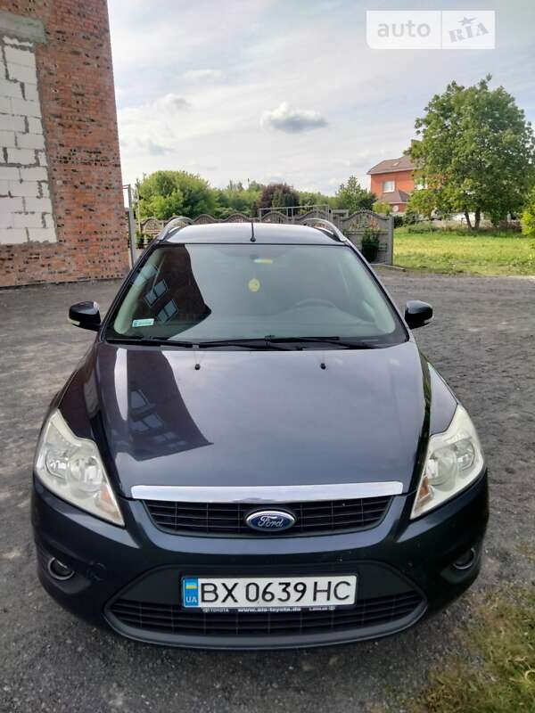 2010 ford focus