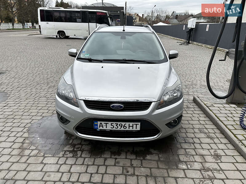 2010 ford focus