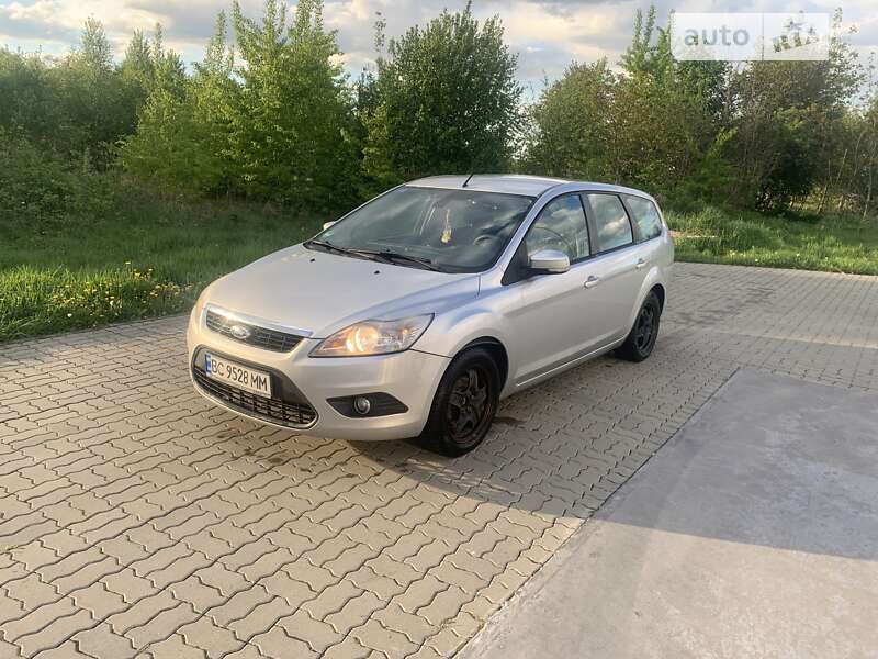 2010 ford focus
