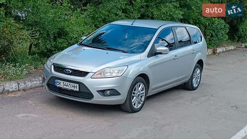 2010 ford focus