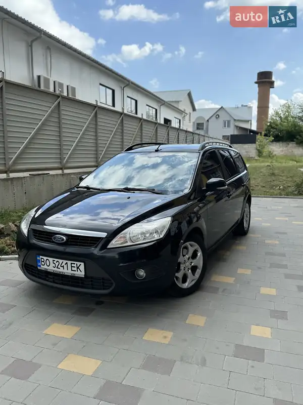 2010 ford focus