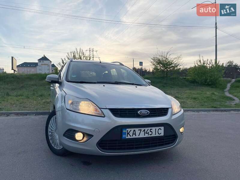 2010 ford focus
