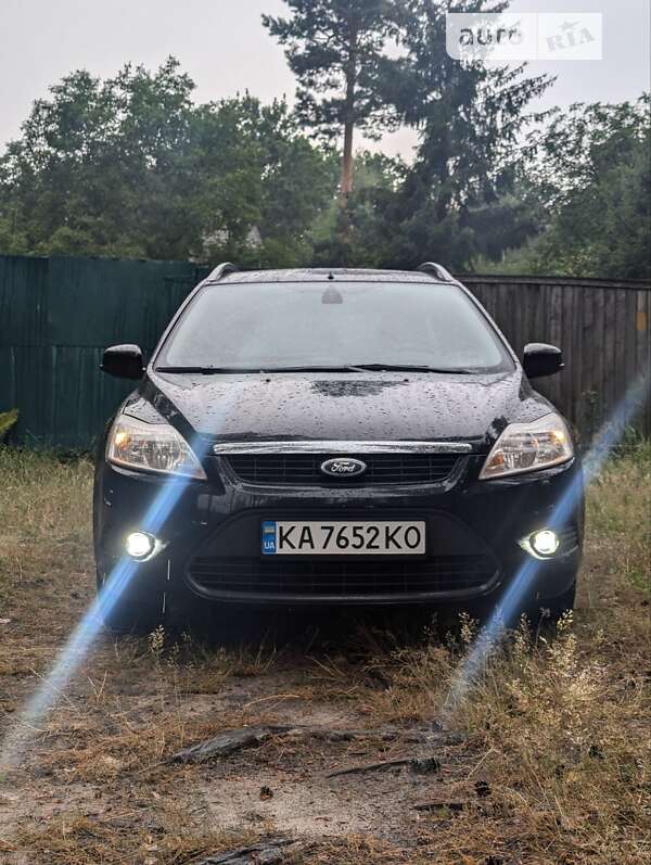 2010 ford focus