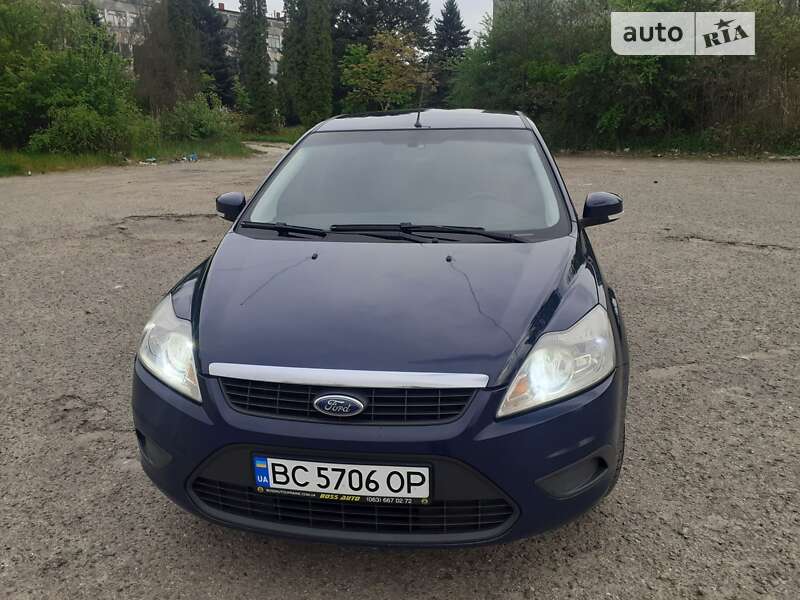 2010 ford focus