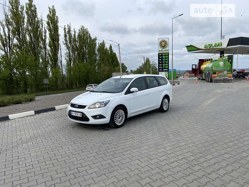 2010 ford focus
