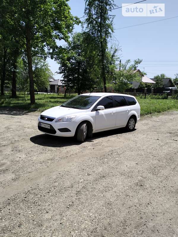 2010 ford focus