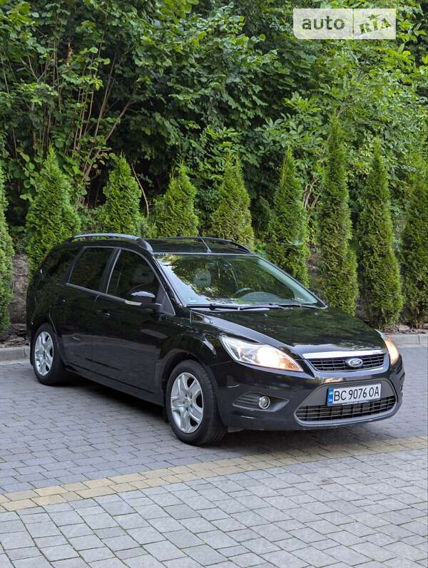 2010 ford focus