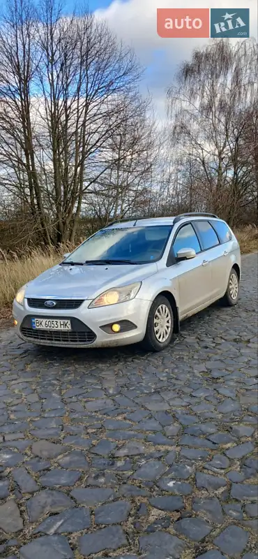 2010 ford focus