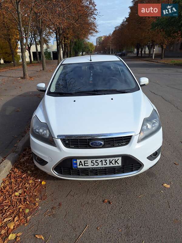 2010 ford focus