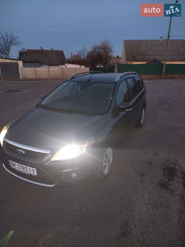 2010 ford focus