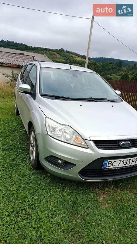2010 ford focus