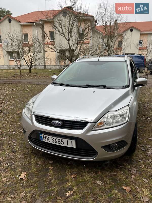 2010 ford focus